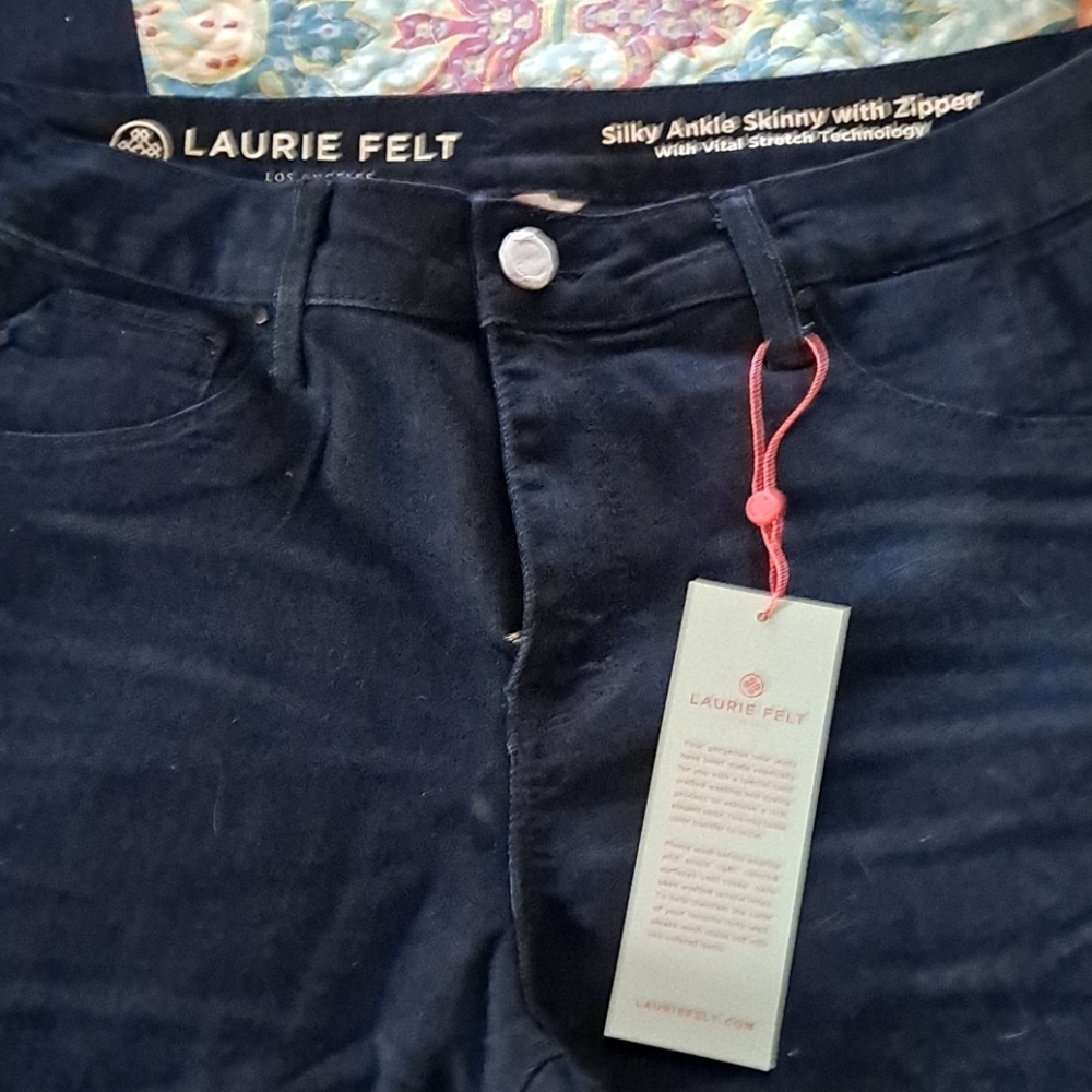 Laurie Felt Skinny Jean